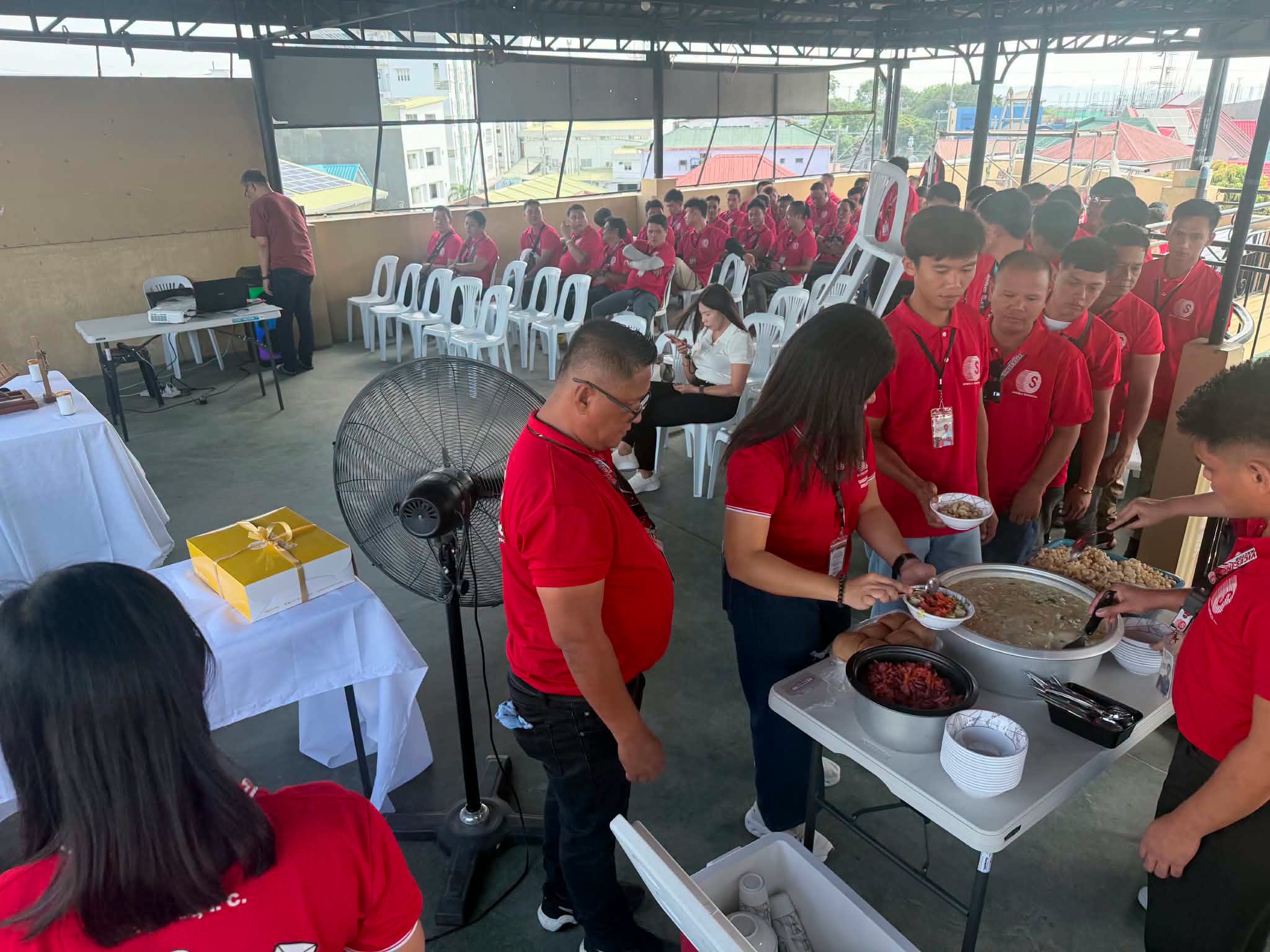 SPEEDels employees sharing a fellowship meal